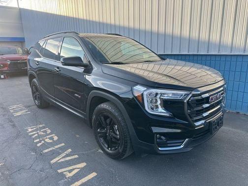 2022 GMC Terrain AT4