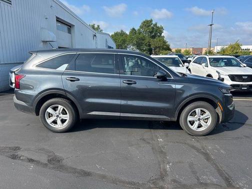 2021 Kia Sorento LX