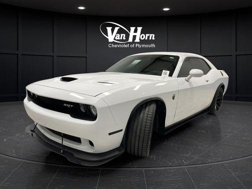 Bright White Clearcoat 2016 Dodge Challenger SRT Hellcat