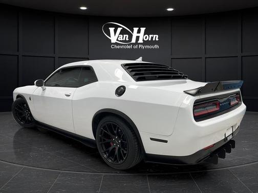 Bright White Clearcoat 2016 Dodge Challenger SRT Hellcat