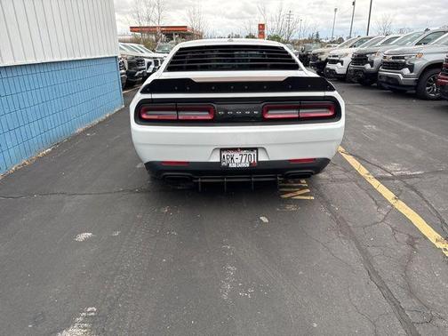 Bright White Clearcoat 2016 Dodge Challenger SRT Hellcat