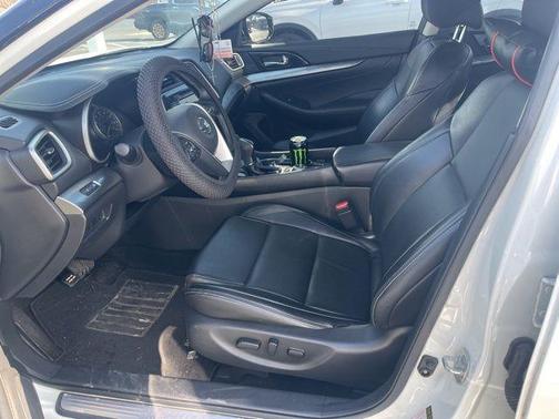 2021 Nissan Maxima SV