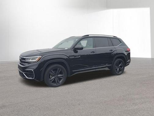 Deep Black Pearl Effect 2021 Volkswagen Atlas 3.6 V6 SE w/ Technology R-Line