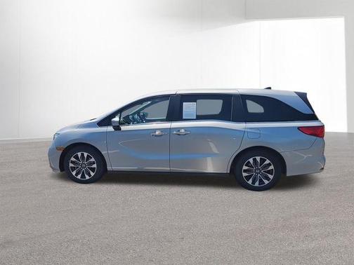 Lunar Silver Metallic 2023 Honda Odyssey EX-L