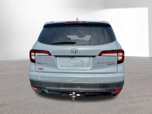 2022 Honda Pilot Black Edition