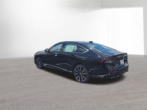 Crystal Black Pearl 2026 Honda Accord Hybrid Touring