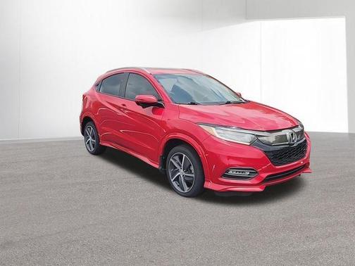 Modern Steel Metallic 2019 Honda HR-V Touring
