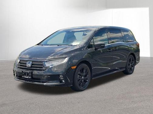 Crystal Black Pearl 2024 Honda Odyssey Sport