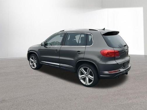 2016 Volkswagen Tiguan R-Line