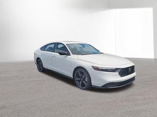 Platinum White Pearl 2026 Honda Accord Hybrid Sport