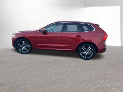 2019 Volvo XC60 T5 Momentum