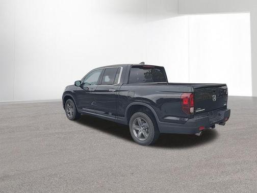 Crystal Black Pearl 2023 Honda Ridgeline RTL-E