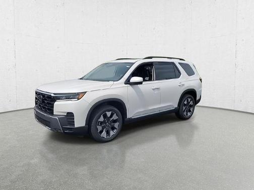 Platinum White Pearl 2026 Honda Pilot Elite