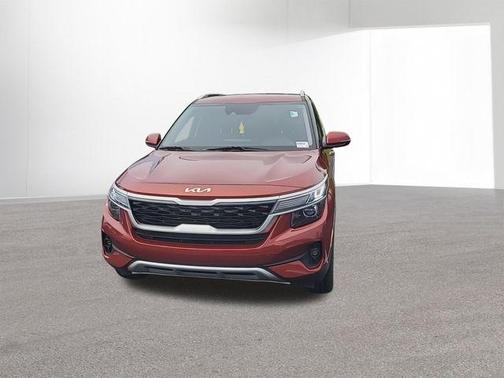 Mars Orange 2022 Kia Seltos S