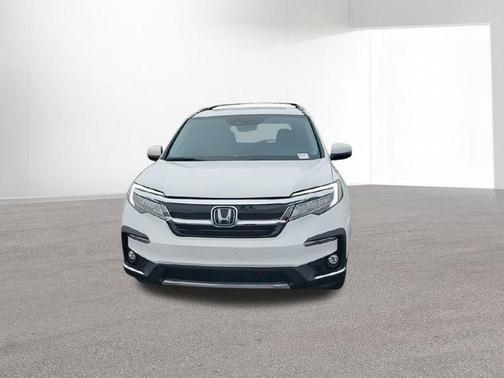 2021 Honda Pilot Touring 8-Passenger