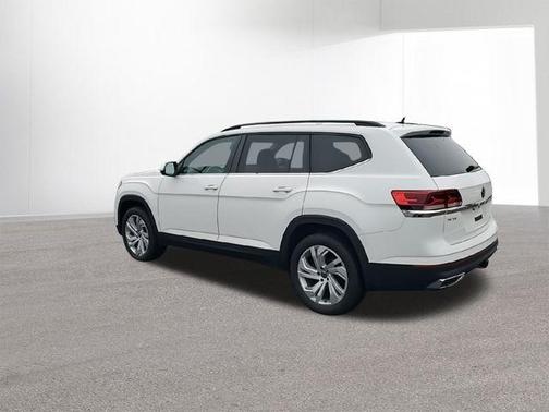 2022 Volkswagen Atlas 3.6L SE w/Technology