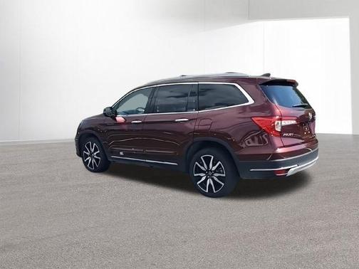 2022 Honda Pilot Touring 7-Passenger