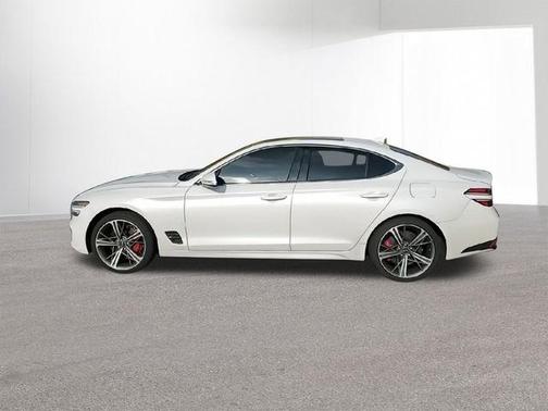 2024 Genesis G70 2.5T