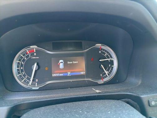 White Diamond Pearl 2018 Honda Pilot Touring