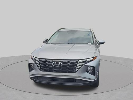 Shimmering Silver 2023 Hyundai TUCSON SEL