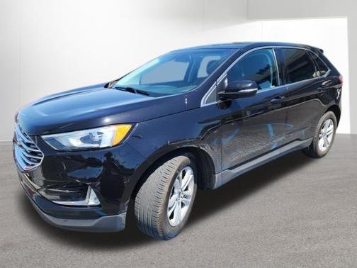 Black Metallic 2019 Ford Edge SEL