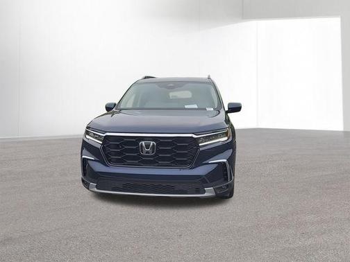 Obsidian Blue Pearl 2024 Honda Pilot Touring