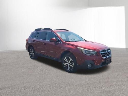Crimson Red Pearl 2019 Subaru Outback 2.5i Limited