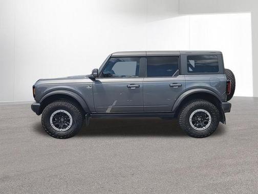 Gray Metallic 2024 Ford Bronco Outer Banks