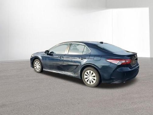 2020 Toyota Camry Hybrid LE