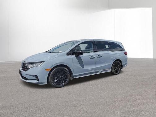 Sonic Gray Pearl 2024 Honda Odyssey Sport