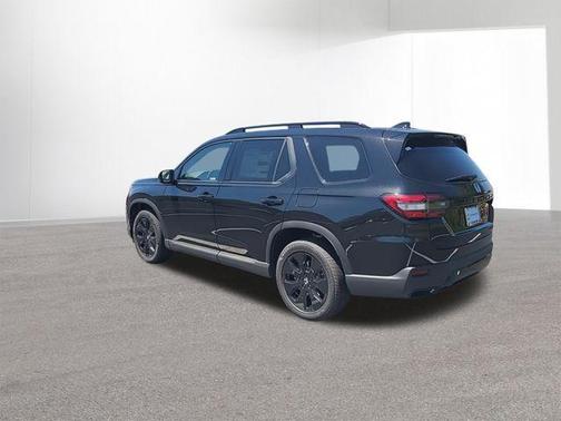 Crystal Black Pearl 2026 Honda Pilot Black Edition