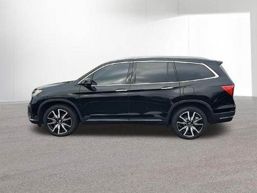 2019 Honda Pilot Touring 8-Passenger