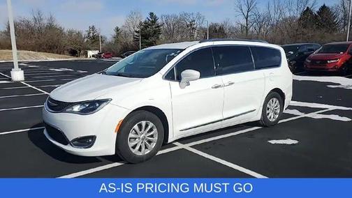 2018 Chrysler Pacifica Touring-L Plus
