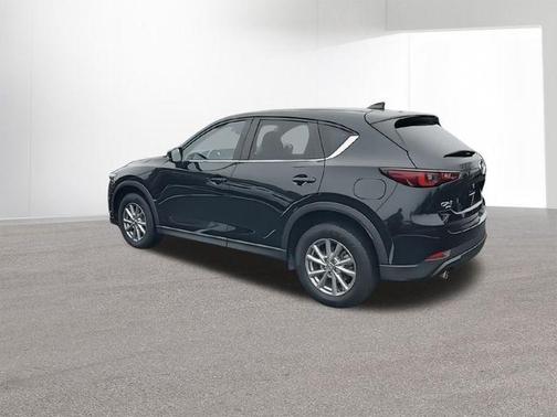 2022 Mazda CX-5 2.5 S Preferred Package