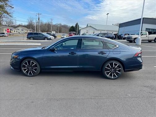 2024 Honda Accord Hybrid 