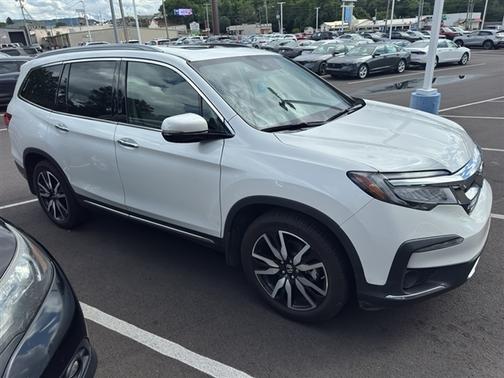Platinum White Pearl 2022 Honda Pilot