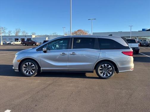 2022 Honda Odyssey 