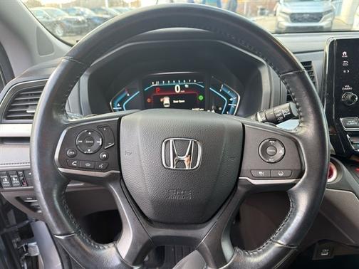 2022 Honda Odyssey 