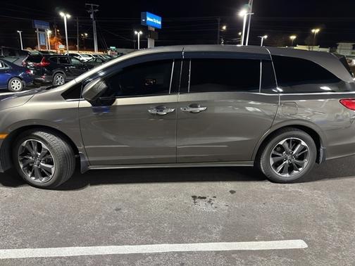 2023 Honda Odyssey 