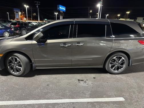 2023 Honda Odyssey 
