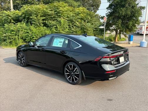 Crystal Black Pearl 2026 Honda Accord Hybrid Touring