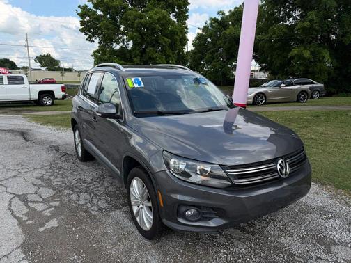 2014 Volkswagen Tiguan 2.0T SE 4MOTION