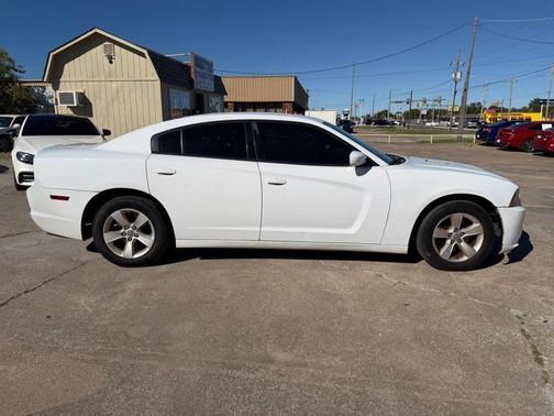 2014 Dodge Charger SE