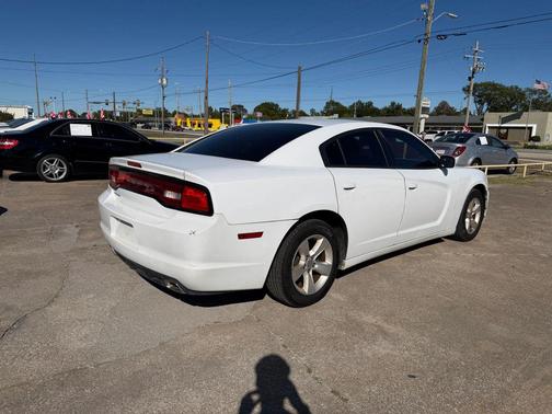 2014 Dodge Charger SE