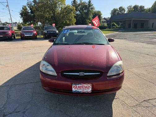 2003 Ford Taurus SE