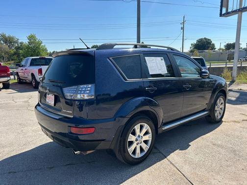 2011 Mitsubishi Outlander SE