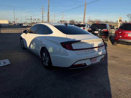 2021 Hyundai SONATA SE