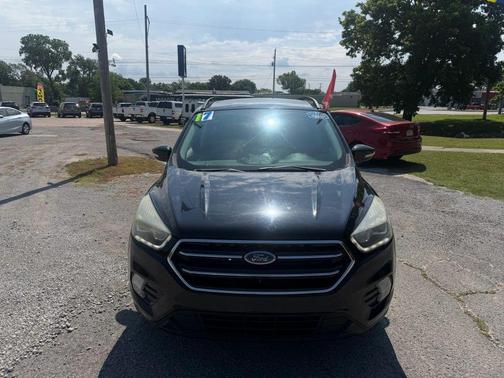 White Platinum Metallic Tri-Coat 2017 Ford Escape Titanium