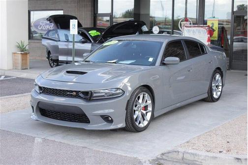 Photo 5 of 42 of 2019 Dodge Charger Scat Pack