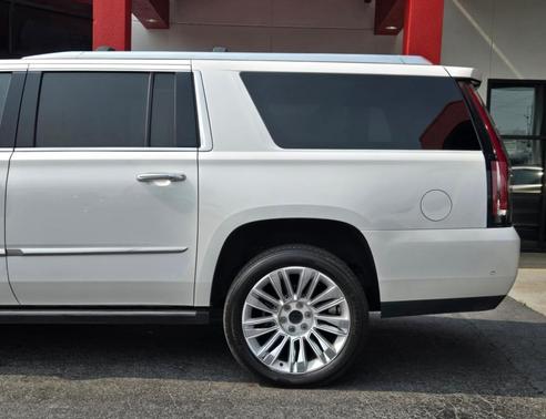 2019 Cadillac Escalade ESV Platinum